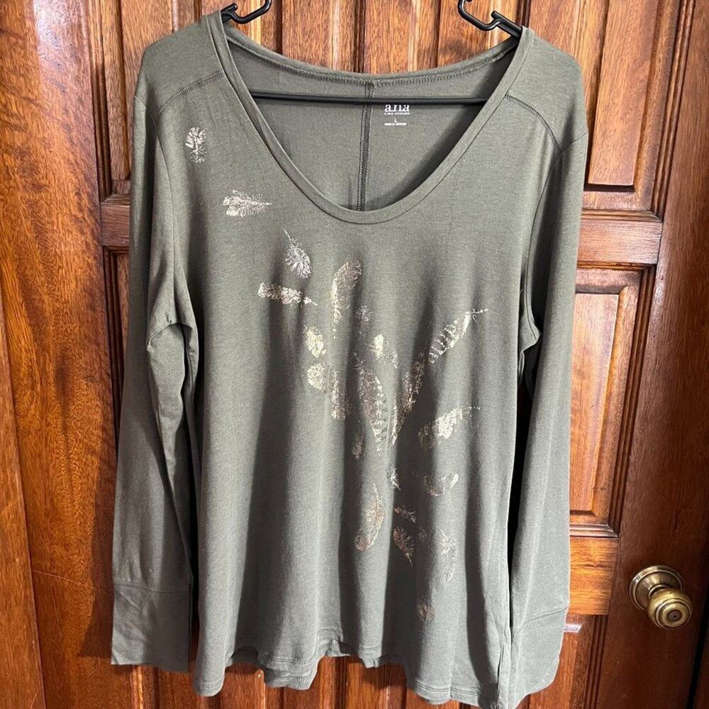 A.n.a. Olive Green Long Sleeve Shirt with Gold Leaves Women's Small Like new